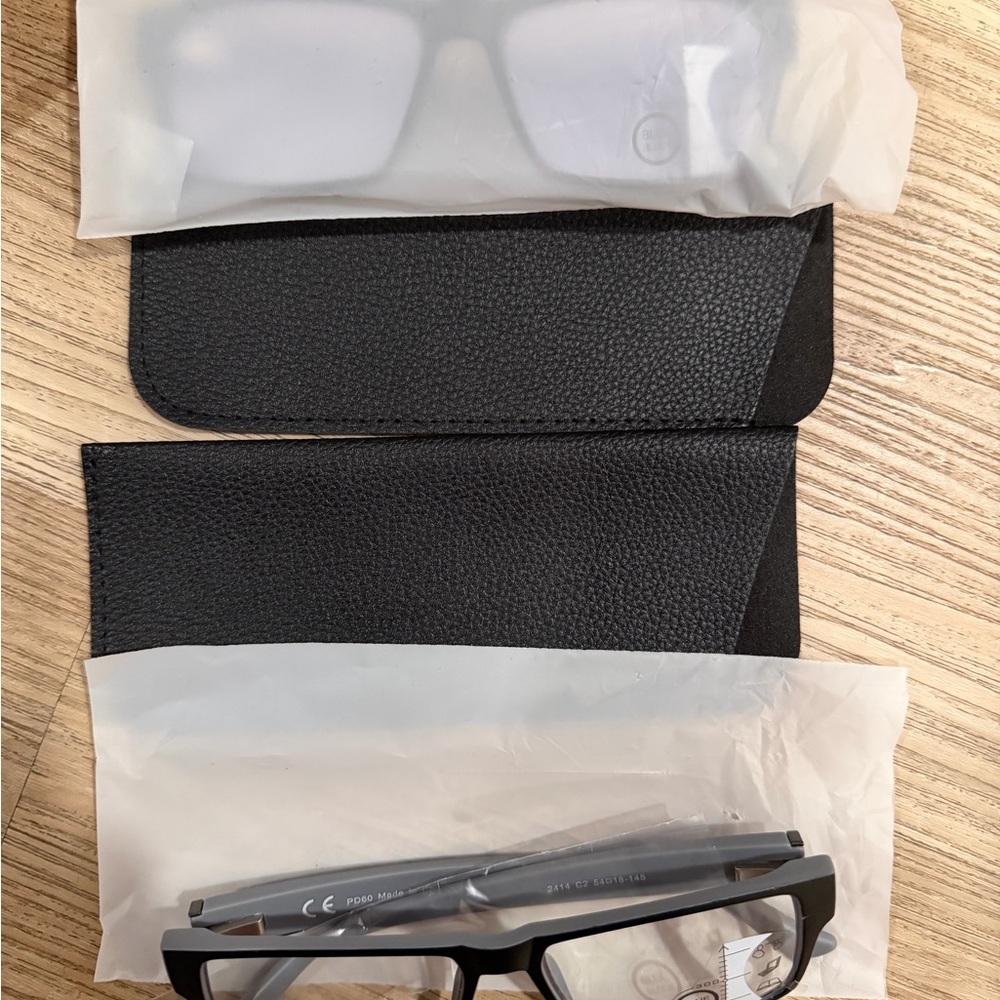 Stylish Black And Gray Rectangular Glasses - image 6